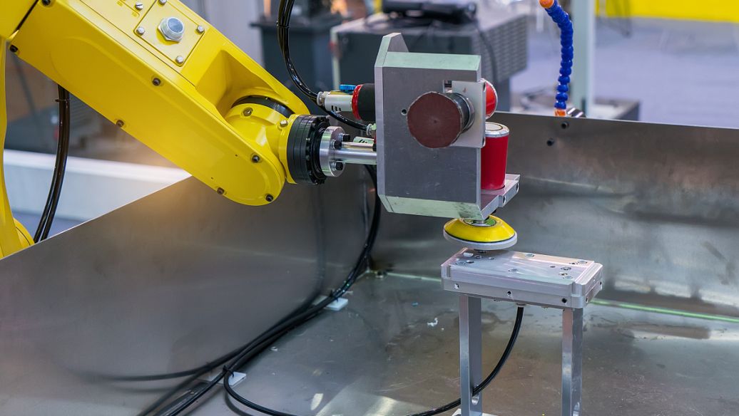 1658236351567635.jpg part-00486-4272 (1).jpg